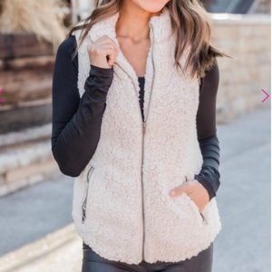 Pink Lily Always Leading The Way Oatmeal Sherpa Vest Size Small